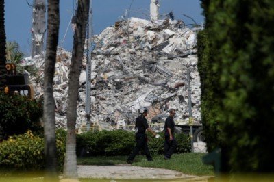 Miami'de çöken bina: Enkazının akıbeti tartışılıyor