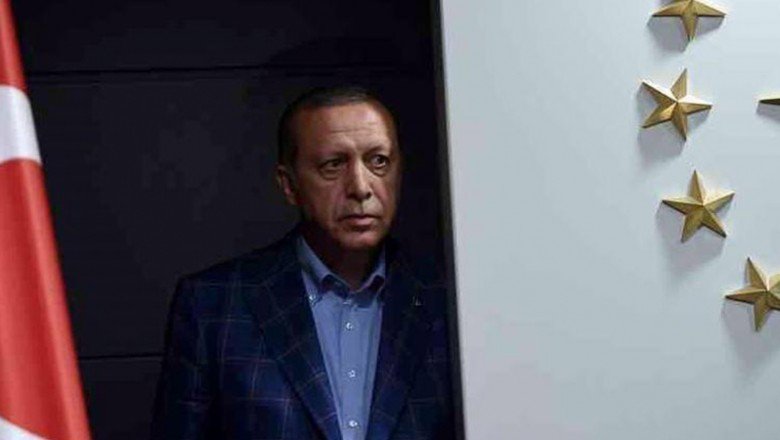 Sözcü yazarı Çölaşan: Recep Bey dikkat etsin, en ön saftaki yandaşlarının bile artık sabrı taşıyor