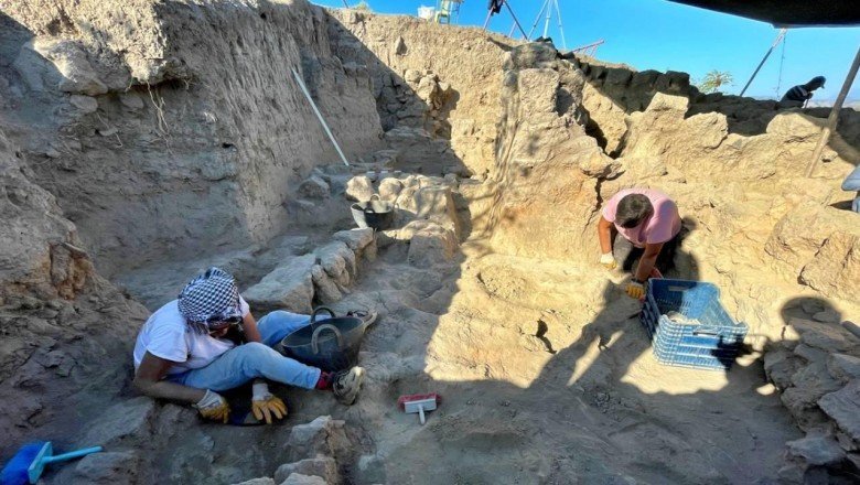 Tatarlı Höyük'te 4 bin yıl öncesine ait çöp çukuru bulundu