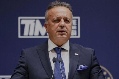 TİM Başkanı Gülle: İhracatta 220 milyar dolara koşuyoruz