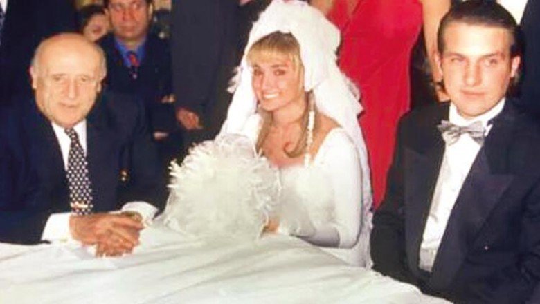 Yonca Evcimik: Süleyman Bey 45 dakika nikahı bekledi