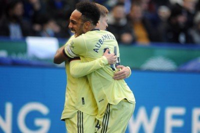 Arsenal Leicester City'yi ilk yarıda bulduğu gollerle yendi