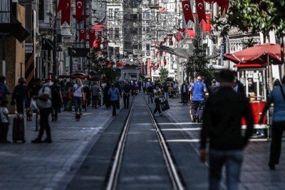 İstanbul'daki yabancı sayısı 1,2 milyona yaklaştı