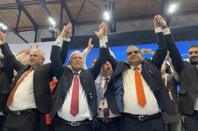 KKTC'de UBP'nin yeni genel başkanı Sucuoğlu oldu