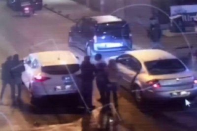 Trafikte tartıştığı kişiyi silahla başından vurdu