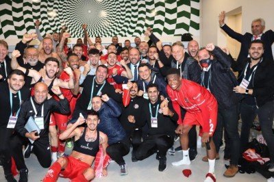 Antalyaspor'da ilk deplasman galibiyeti sevinci