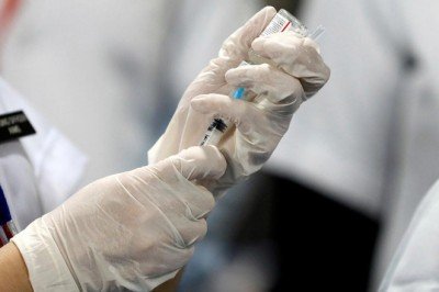 Avustralya'dan Çin ve Hindistan aşılarına onay