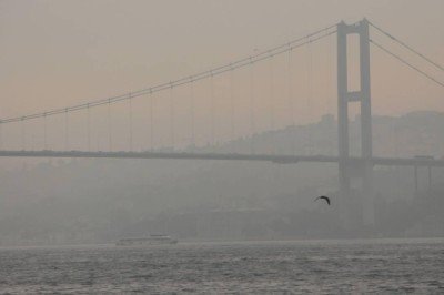 Boğazlara sis engeli