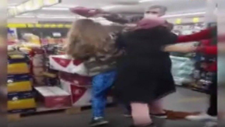 Markette maske kavgası kamerada