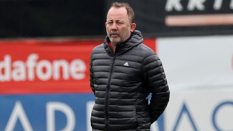 Sergen Yalçın Beşiktaş'ın başında Avrupa'da ilk peşinde