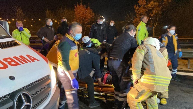 9 yolculu taksi akaryakıt tankerine çarptı: 10 yaralı