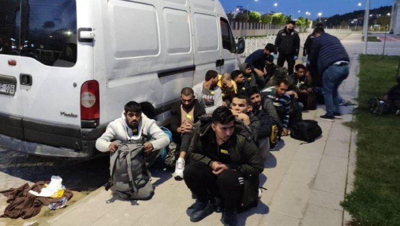 Afyonkarahisar ve Uşak'ta 99 düzensiz göçmen yakalandı