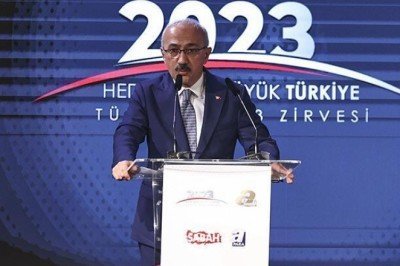 Bakan Elvan Türkiye 2023 Vizyonu Zirvesi'nde konuştu: Isınma amaçlı doğalgazı 4'te 1 fiyatına satıyoruz