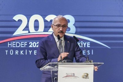 Bakan Elvan: Vatandaşı enflasyona ezdirmemek için gerekli hassasiyeti göstereceğiz