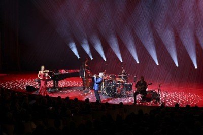 Chris Botti AKM'de müzikseverlerle buluştu