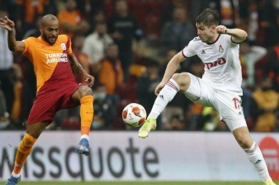 Galatasaray grupta ilk kez kalesinde gol gördü