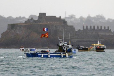 İngiltere ve Fransa arasındaki balıkçılık krizinde kritik görüşme
