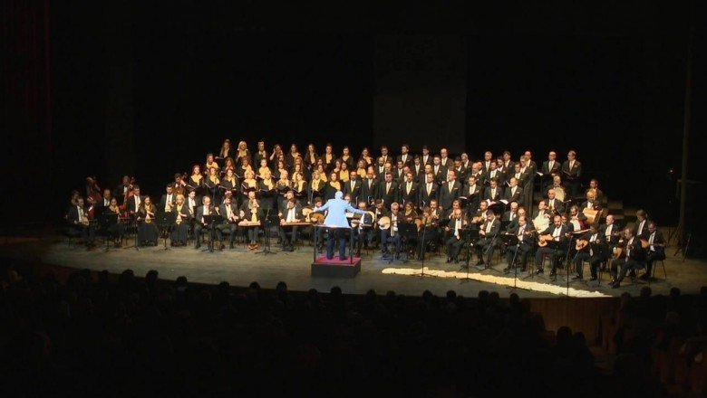 Mozaik konseri AKM'de müzikseverlerle buluştu