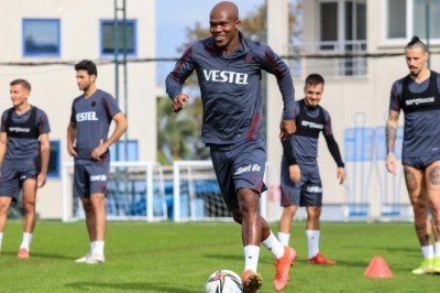 Trabzonspor Beşiktaş maçının hazırlıklarını eksik sürdürdü