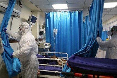 Yunanistanda günlük vaka sayısı en yüksek seviyede