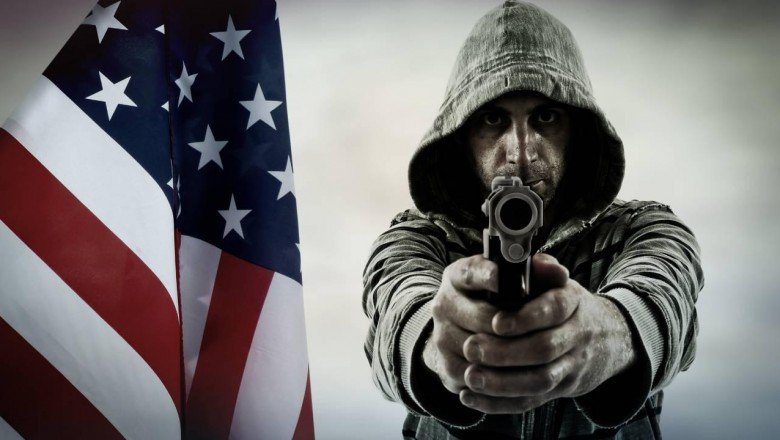 ABD'de nefret suçu korkusu silah satışlarını artırdı