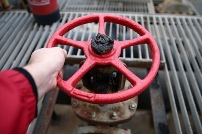 Brent petrolün varil fiyatı 80,31 dolar