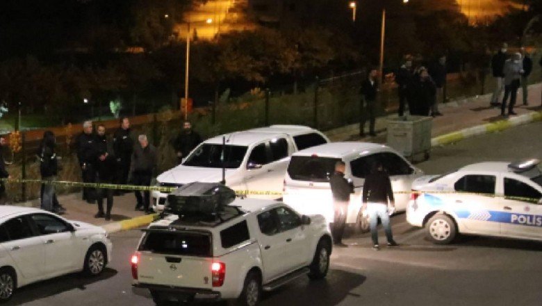 Çöp konteynırından el bombası çıktı