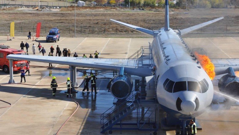 Erzincan'daki uçak kazası tatbikatı gerçeğini aratmadı