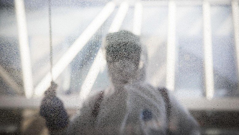 Fransa'da son 1 günde bin 502 vaka