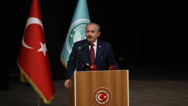 Meclis Başkanı Şentop, Balıkesir Üniversitesinde yeni akademik yılın ilk hukuk dersini verdi