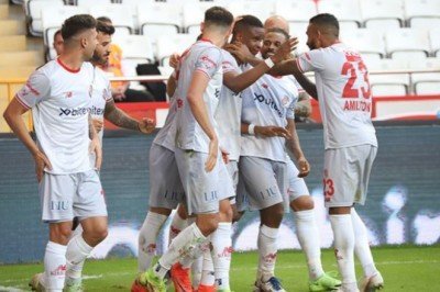 Antalyaspor, üst üste ikinci galibiyetini aldı! Antalyaspor 1 - 0 Altay