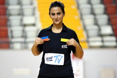 Avrupa kokartlı kadın hentbol hakeminin hedefi Şampiyonlar Ligi finali