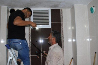 Bacaya saklanan altınlar olta ile kurtarıldı