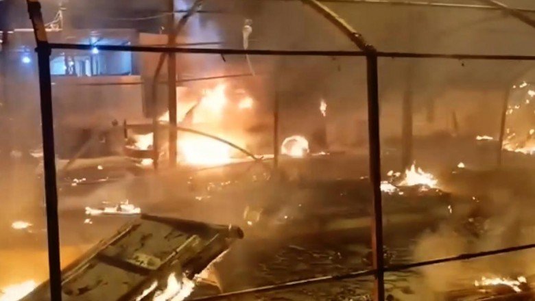 Bağdat'ta Yeşil Bölge'de arbede: 125 yaralı