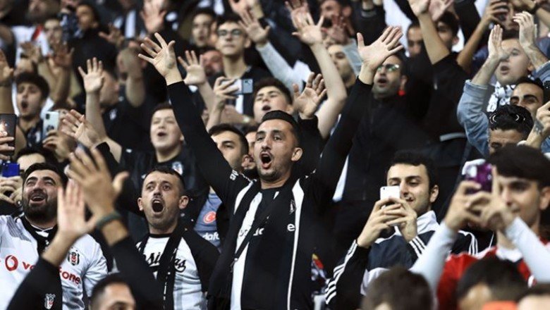 Beşiktaş taraftarı Abdullah Avcı'ya tepki gösterdi