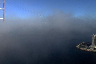Çanakkale Boğazı yoğun sis nedeniyle transit gemi geçişlerine kapatıldı