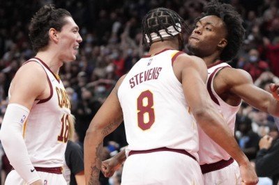 Cedi Osman 17 sayı attı, Cleveland kazandı