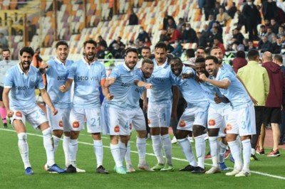 Emre Belözoğlu yönetimindeki Başakşehir, 4'te 4 yaptı