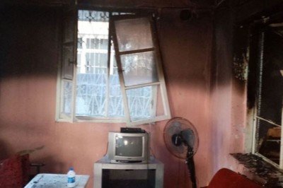 Ev sahibine kızdı: Evi ateşe verdi