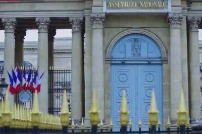 Fransız istihbaratının DEAŞ'la derin ilişkilerini TRT World belgeledi