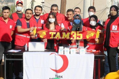 Göztepe taraftarlarından kan bağışı