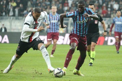 Sergen Yalçın'dan 6, Abdullah Avcı'dan 3 değişiklik