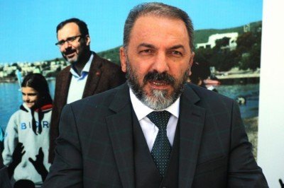 Türkiye Halk Oyunları Federasyonu Başkanlığına Suat Aksu seçildi