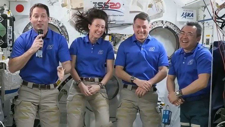 Dünya'ya dönüşte tuvalet krizi: 20 saat kullanamayacaklar - Cumhuriyet