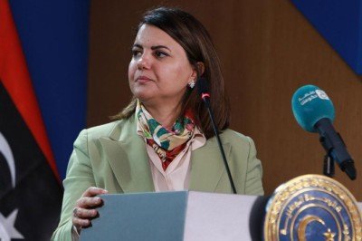 Libya Dışişleri Bakanı Necla elMenguş görevinden uzaklaştırıldı