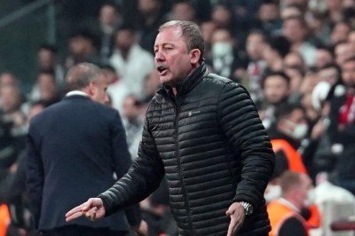 Sergen Yalçın: Kelimelerin tükendiği yerlere doğru geliyoruz