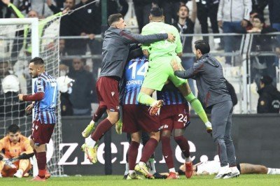 Trabzonspor namağlup liderliğini sürdürdü