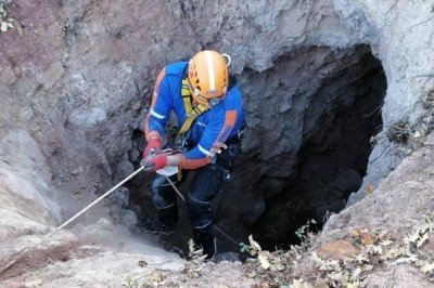 Define için girdiği kuyuda bayıldı