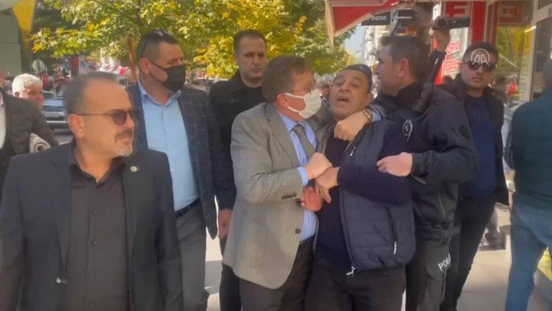 Lütfü Türkkan grup başkanvekilliği görevinden istifa etti