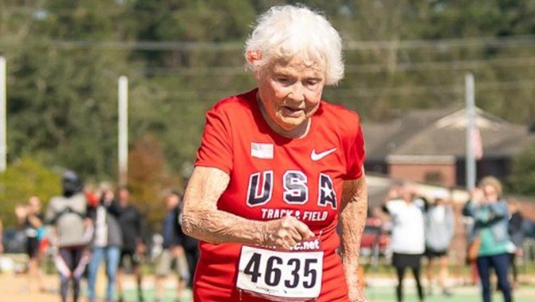 105 yaşındaki Julia Hawkins'ten dünya rekoru